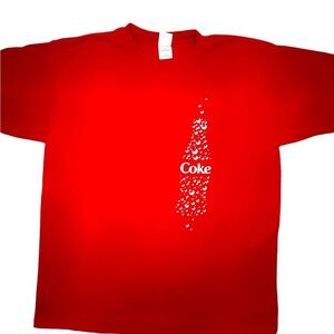 Coca Cola graphic tshirt size XL-Red white,short sleeve,bubbles advertising